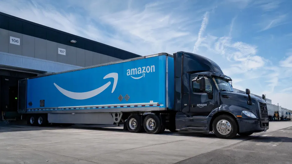 Amazon 预约派送与自营卡车:稳定性差异在哪